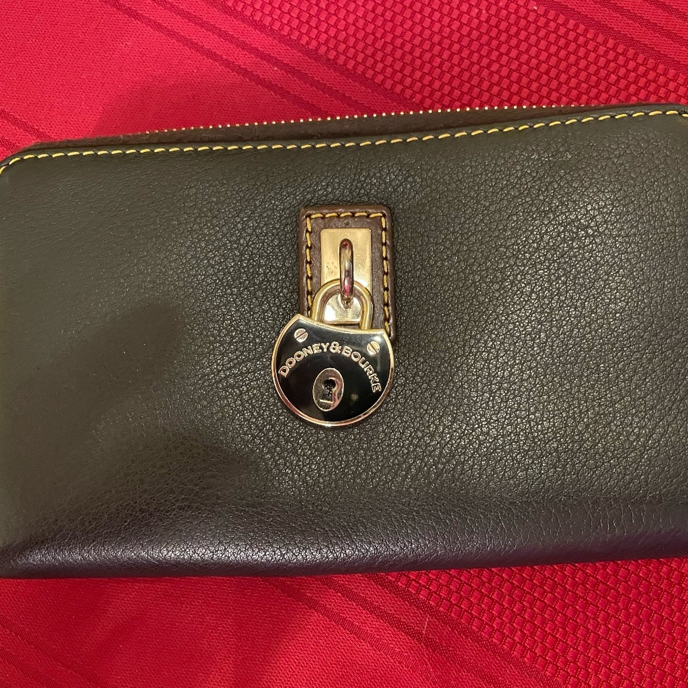Dooney & Bourke Wallet - Black with Lock logo